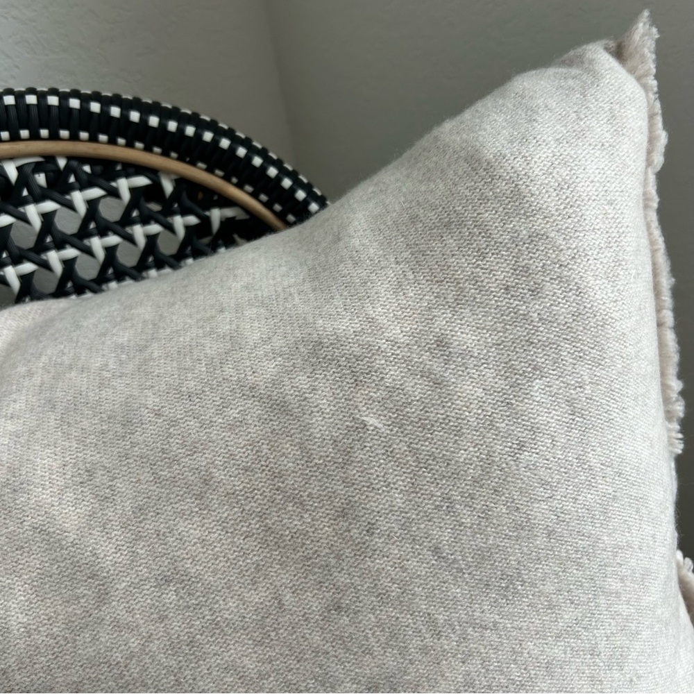 NWT Vince 100% Cashmere Down Accent Pillow - Picture 4 of 9